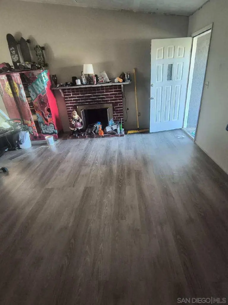 11588 Hemlock Ave, Hesperia, CA 92345 - #3