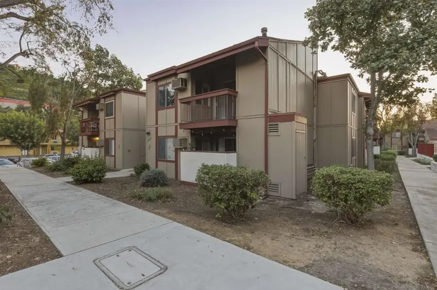 5432 Adobe Falls Rd #12, San Diego, CA 92120 - #2