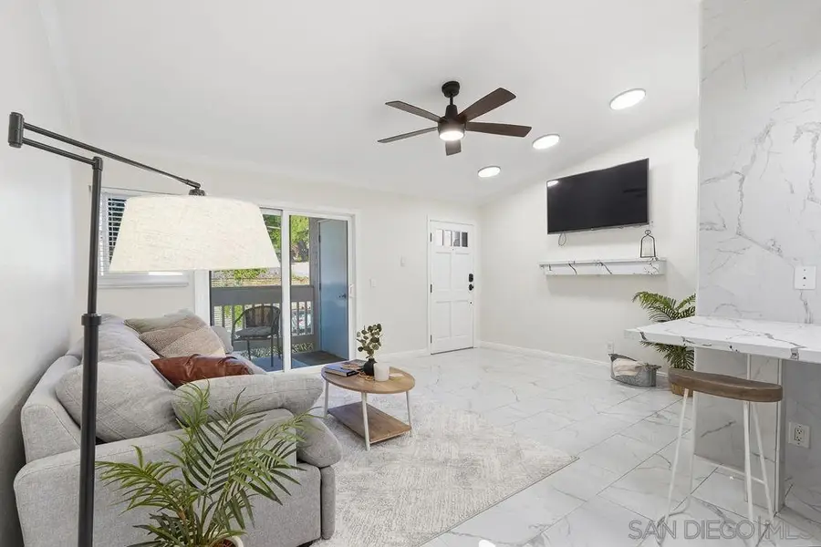 10026 Maya Linda Rd 6203, San Diego, CA 92126 - #2