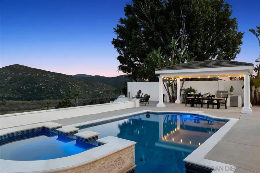 2814 Paseo Del Sol, Escondido, CA 92025 - #2