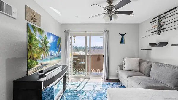 4368 Temecula St #205, San Diego, CA 92107