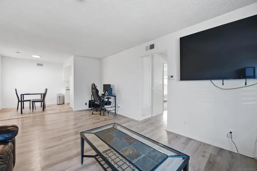 627 629 N Citrus Ave., Vista, CA 92084 - #3