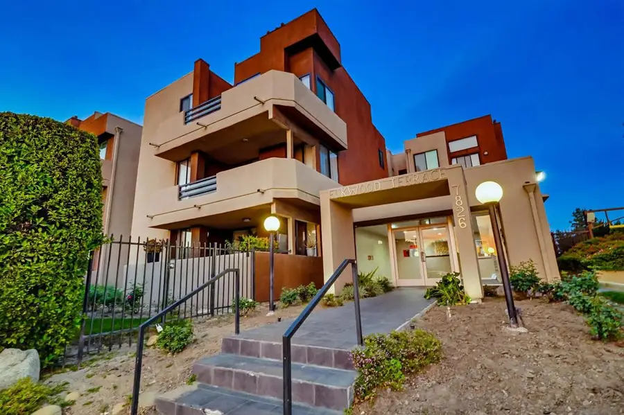 7826 Topanga Canyon Blvd #210, Canoga Park, CA 91304 - #2