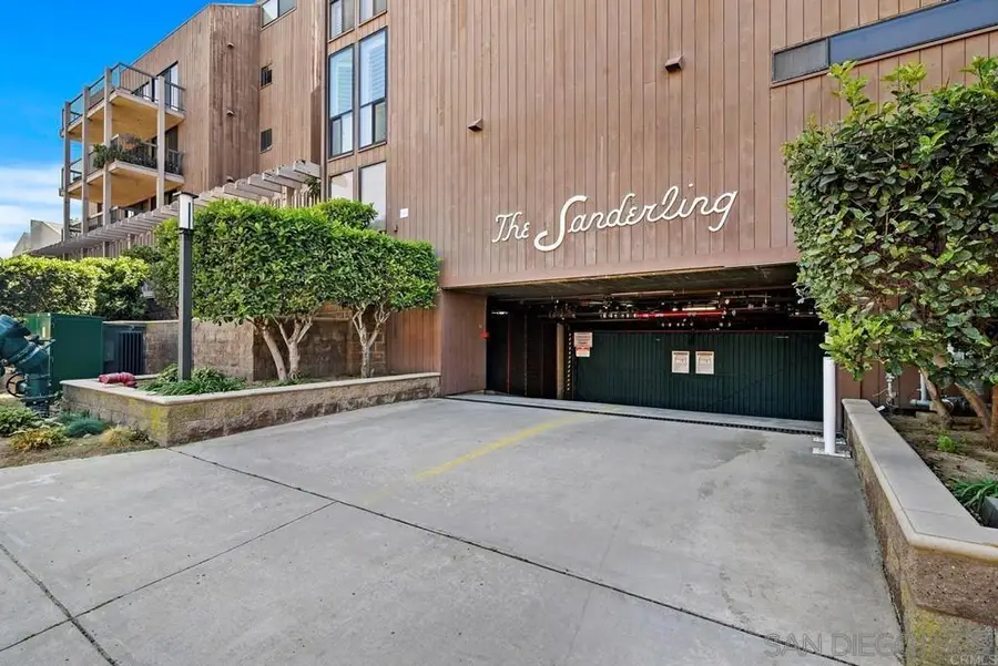 1125 Pacific Beach Dr #204, San Diego, CA 92109 - #3