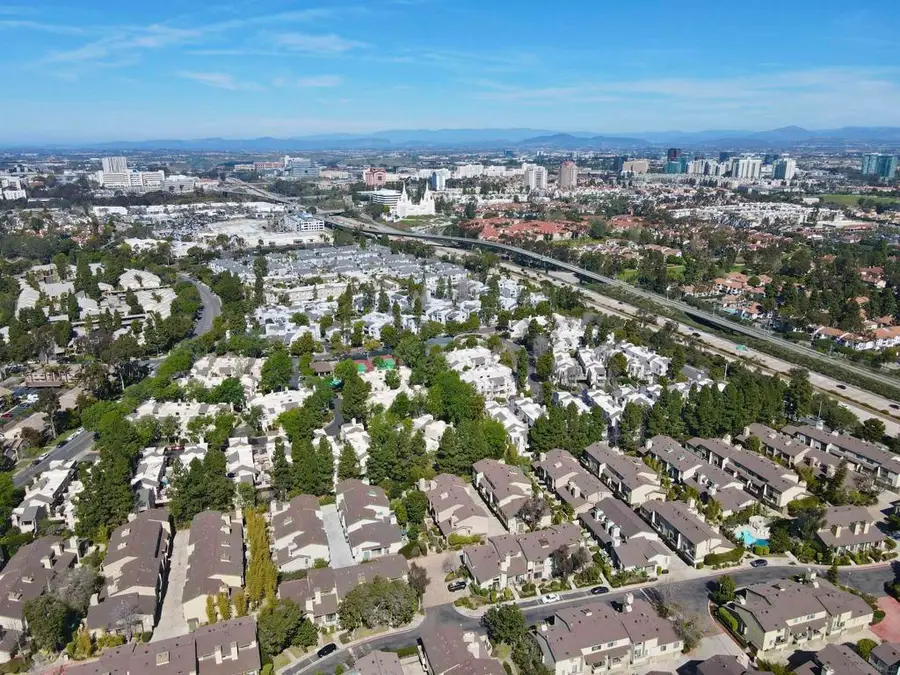 8368 Via Sonoma E, La Jolla, CA 92037 - #2