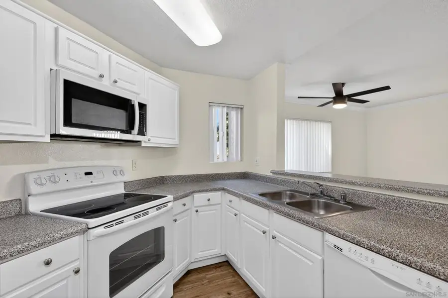 7545 Charmant Dr #1307, San Diego, CA 92122 - #3
