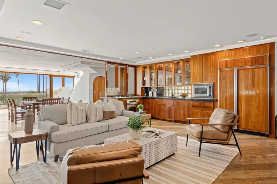 2617 Ocean Front Walk, San Diego, CA 92109 - #2