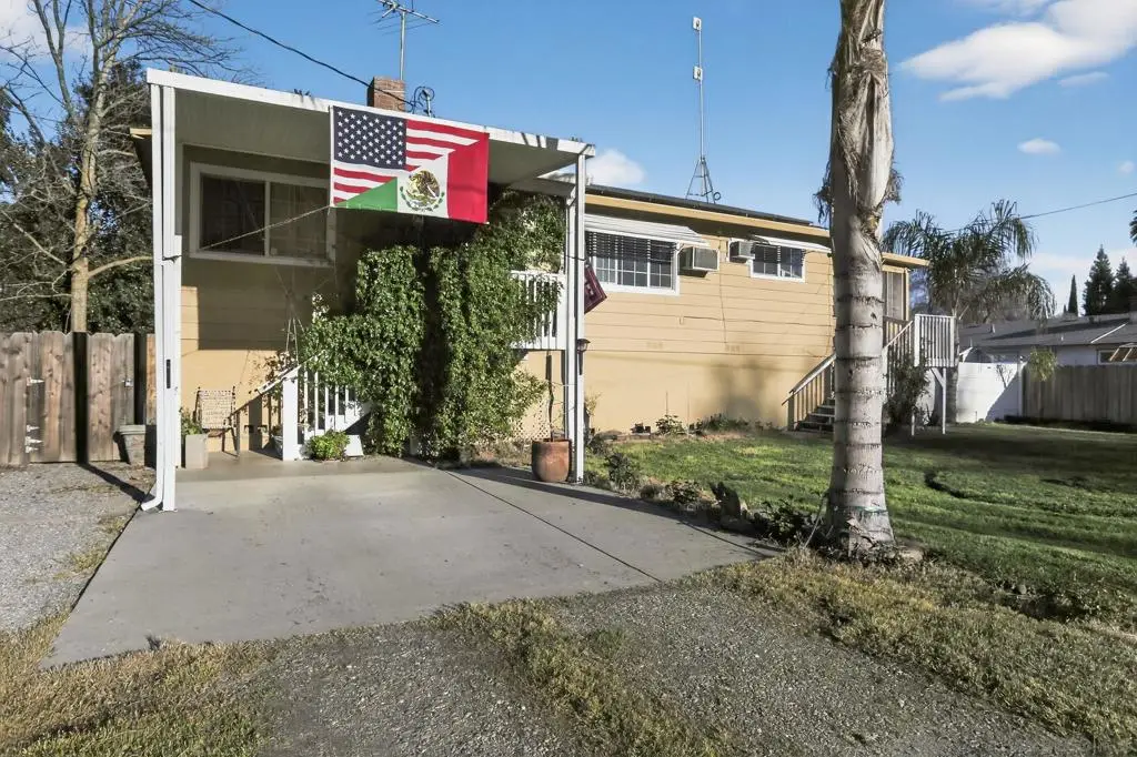 351 5th St, Tehama, CA 96090 - #1