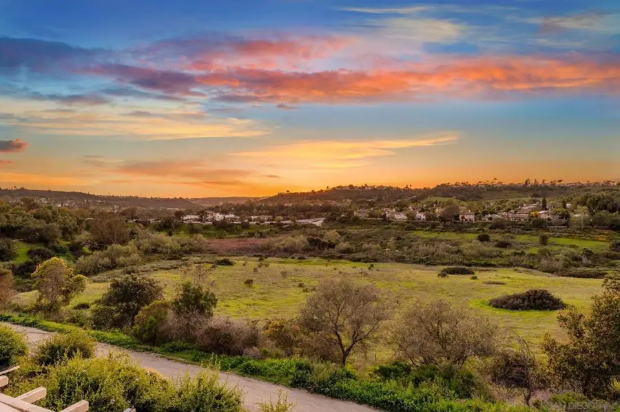 6277 Paseo Privado, Carlsbad, CA 92009 - #2
