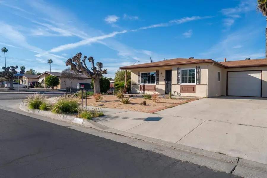 2398 San Bernardo Ave, Hemet, CA 92545 - #2