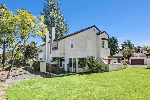 1364 Tanager Ln, El Cajon, CA 92020