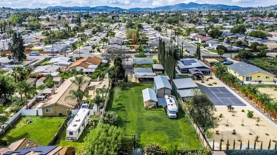660 Mills St, Escondido, CA 92027 - #2