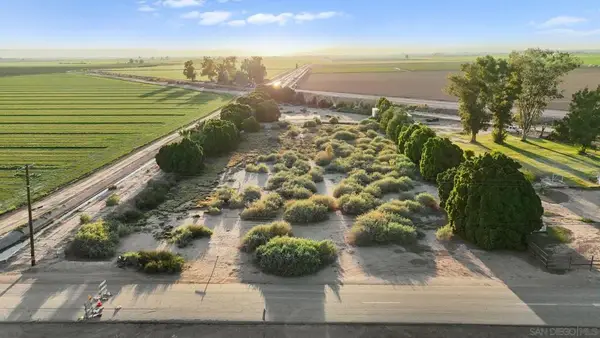 2465 Meloland Rd, El Centro, CA 92243