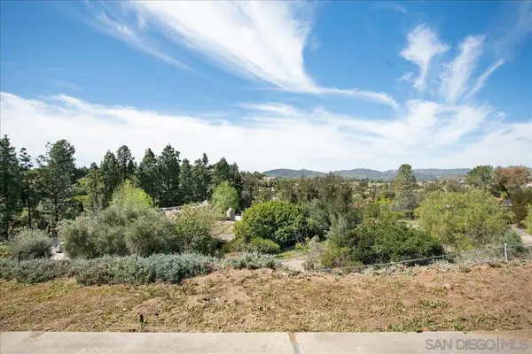 17526 Saint Andrews, Poway, CA 92064