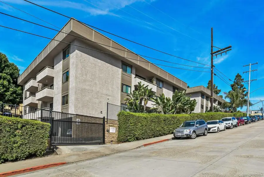 3940 Dove Street #101, San Diego, CA 92103 - #2