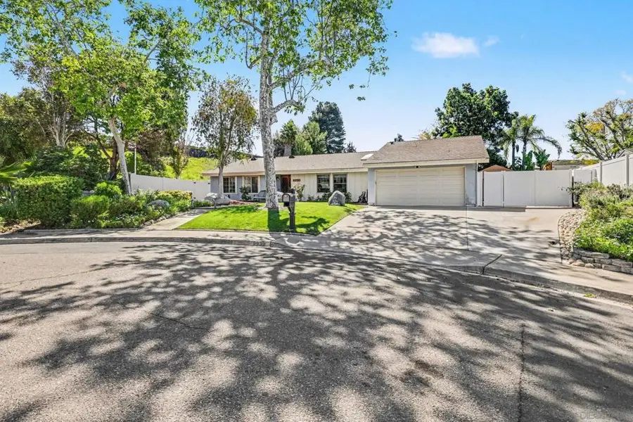 9939 Crestlane Court, Spring Valley, CA 91977 - #2