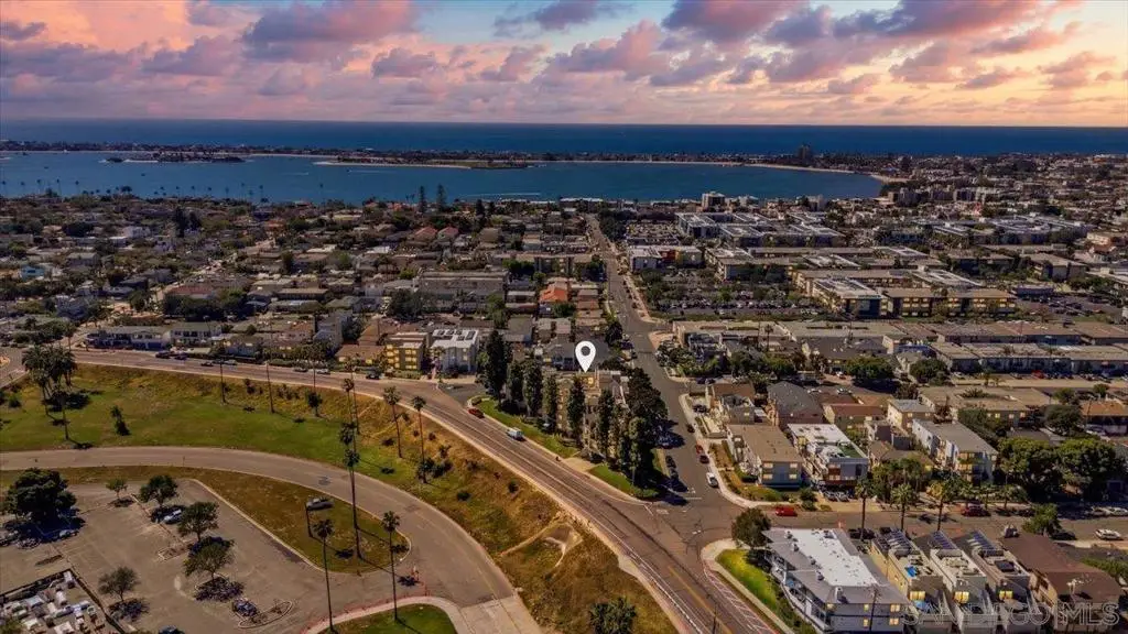 3770 Crown Point #103, San Diego, CA 92109 - #1