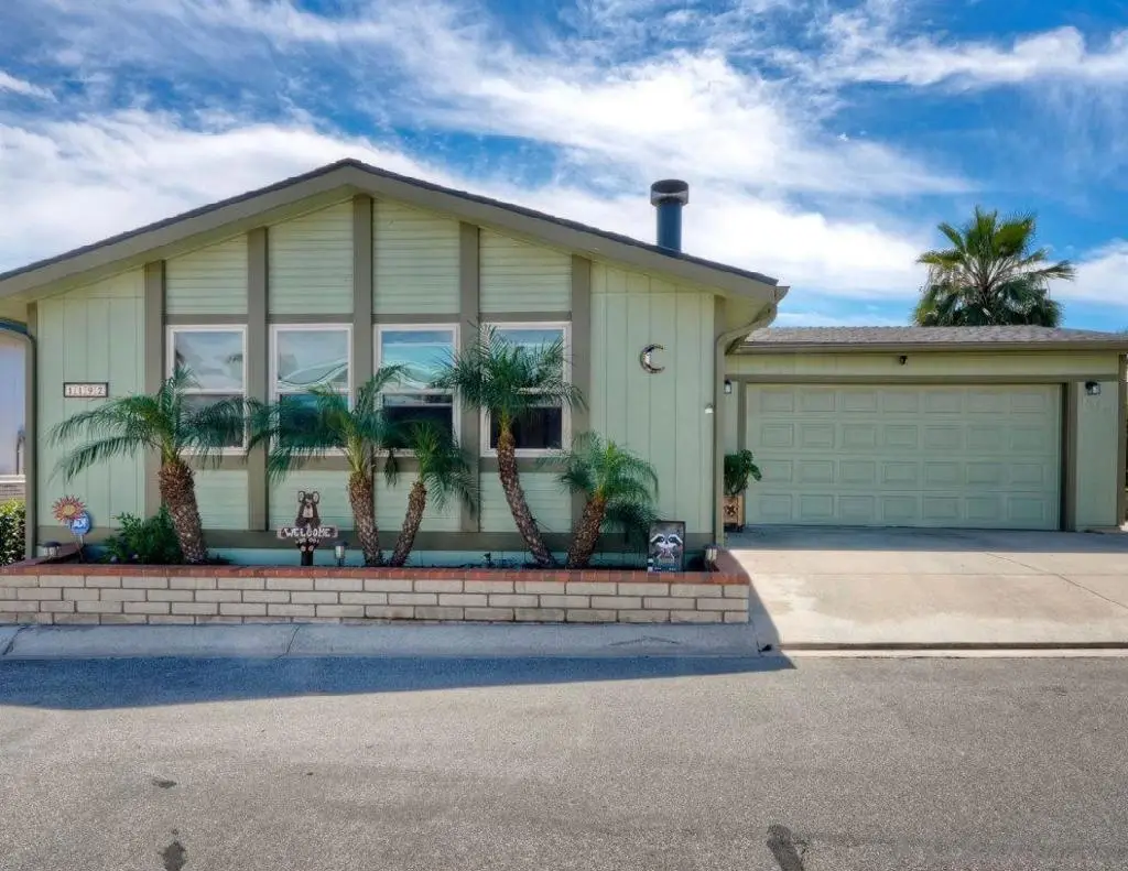 1192 Via Santa Paulo, Vista, CA 92081 - #1