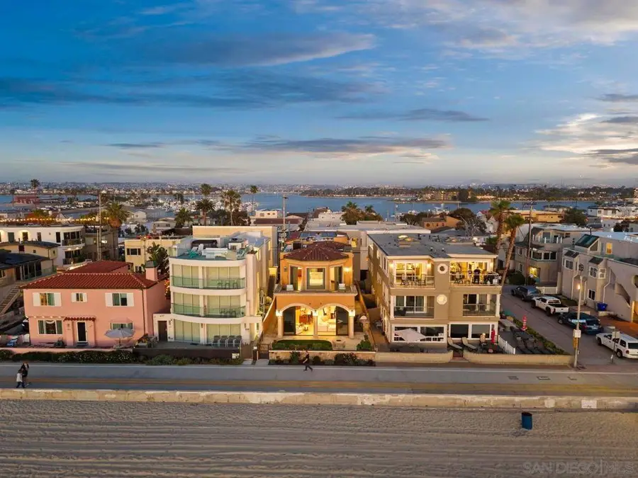 3409 Ocean Front Walk, San Diego, CA 92109 - #3