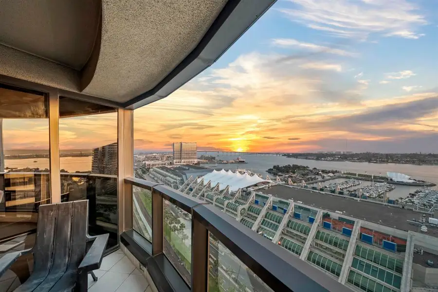100 Harbor Dr #2405, San Diego, CA 92101 - #3
