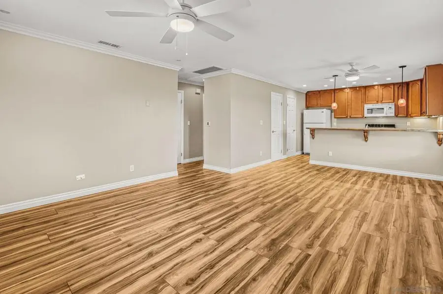 10401 Caminito Rimini, San Diego, CA 92129 - #2