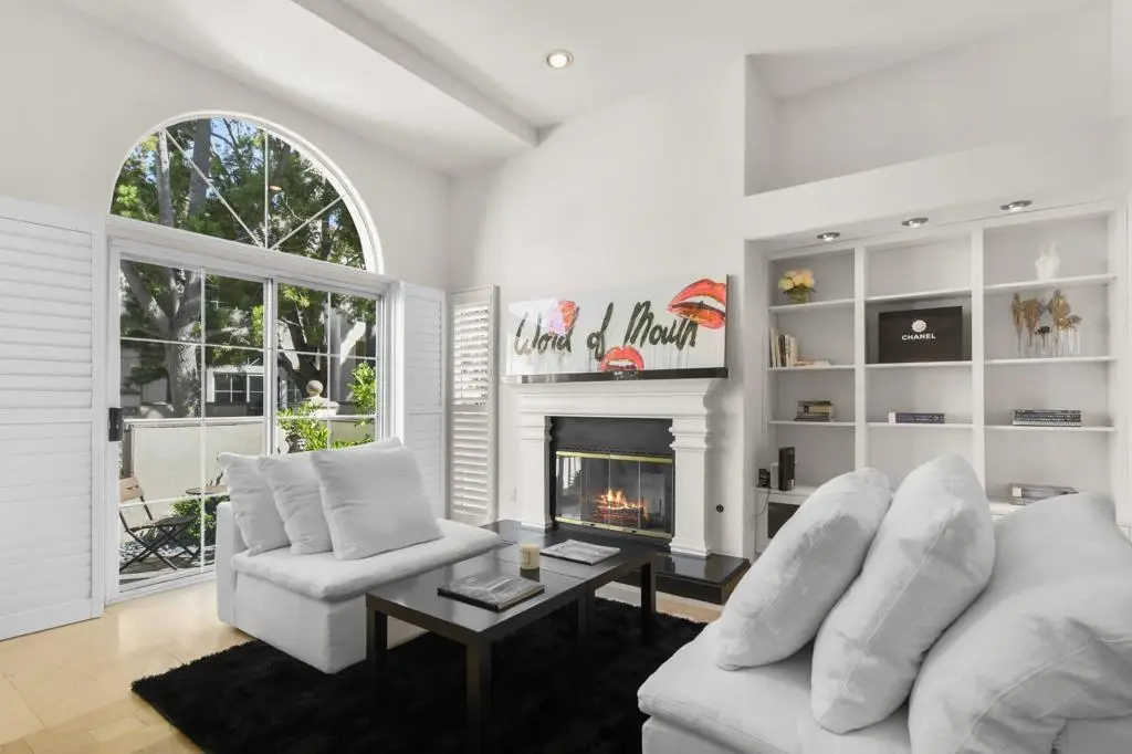 5117 Renaissance Ave #D, San Diego, CA 92122 - #1