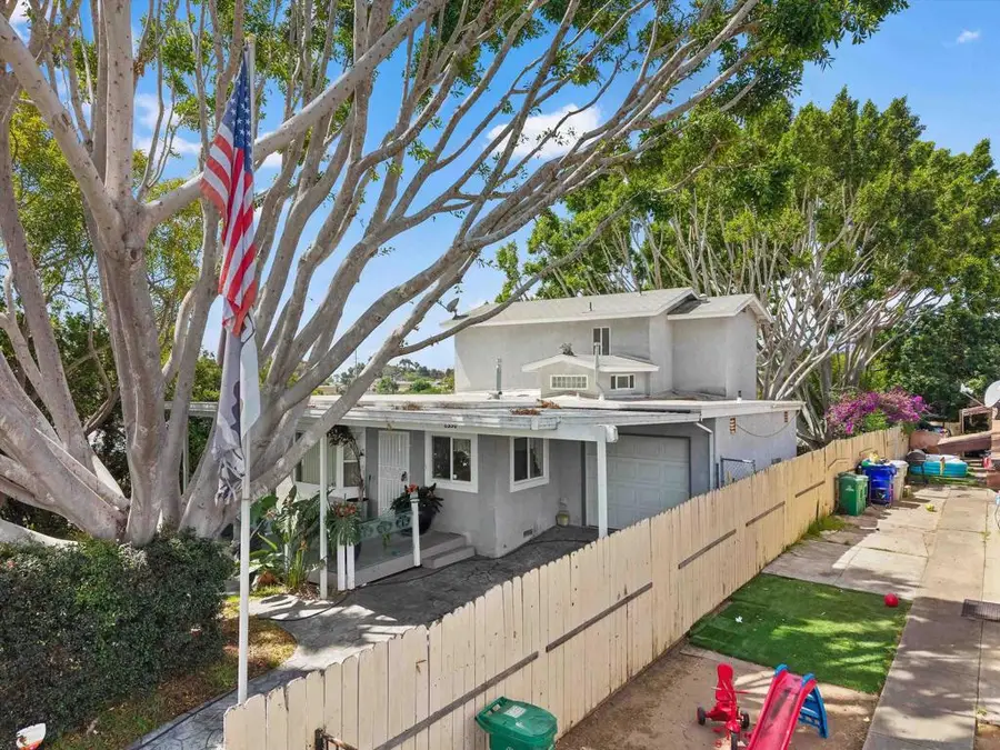 2530 44th, San Diego, CA 92105 - #2