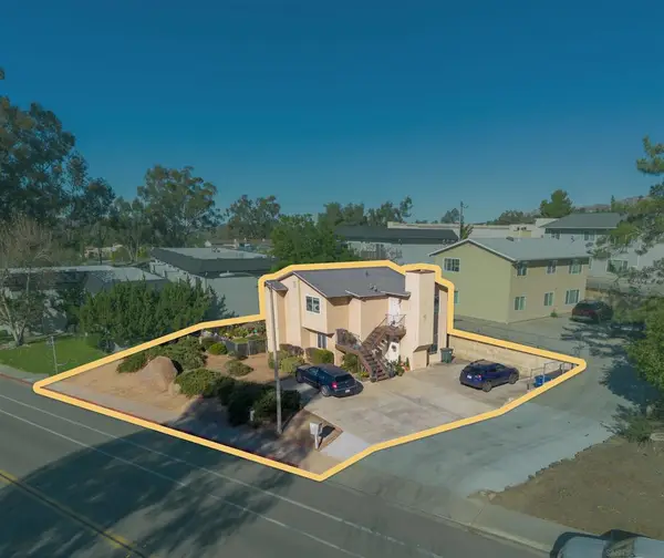 1960 Arnold Way, Alpine, CA 91901