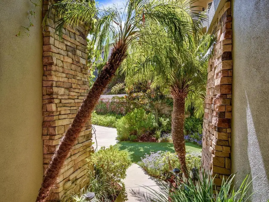 Address Withheld By Seller, La Jolla, CA 92037 - #2