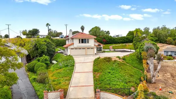 1402 Broken Arrow, Fallbrook, CA 92028