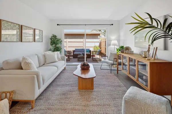 8034 Linda Vista #1L, San Diego, CA 92111