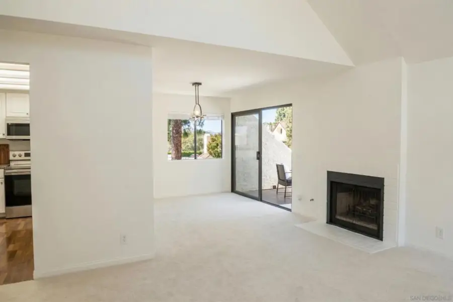 11850 Caminito Ronaldo #233, San Diego, CA 92128 - #2
