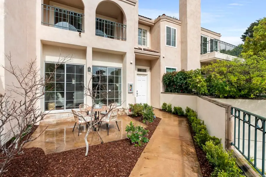 5123 Renaissance Ave #C, San Diego, CA 92122 - #3