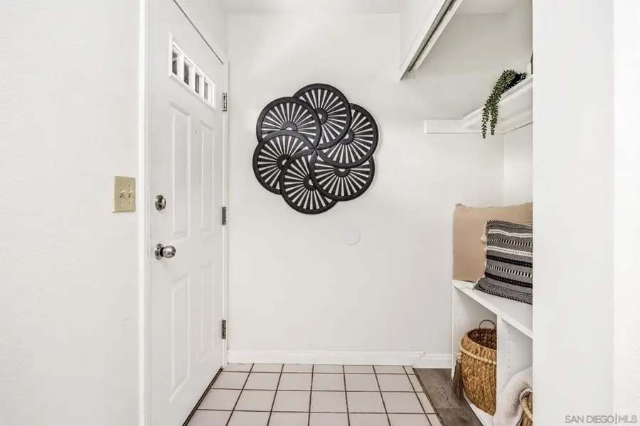 2251 Famosa Blvd #B, San Diego, CA 92107 - #3