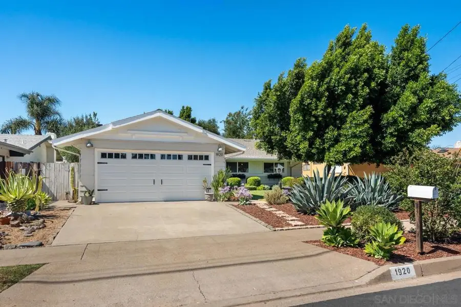 1920 Kingston, Escondido, CA 92027 - #2