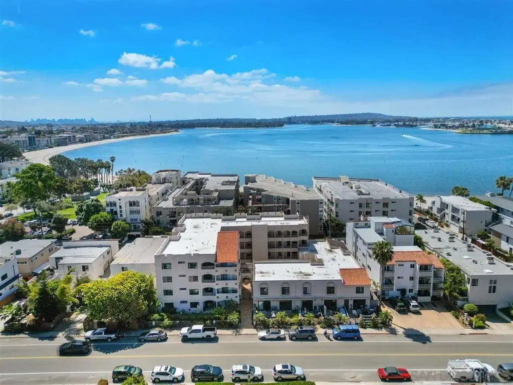 1225 Pacific Beach Drive #2E, San Diego, CA 92109 - #1