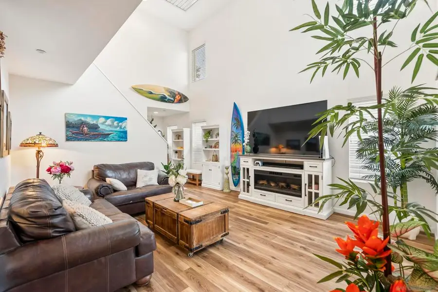 1783 Cottonwood Dr, Vista, CA 92081 - #2