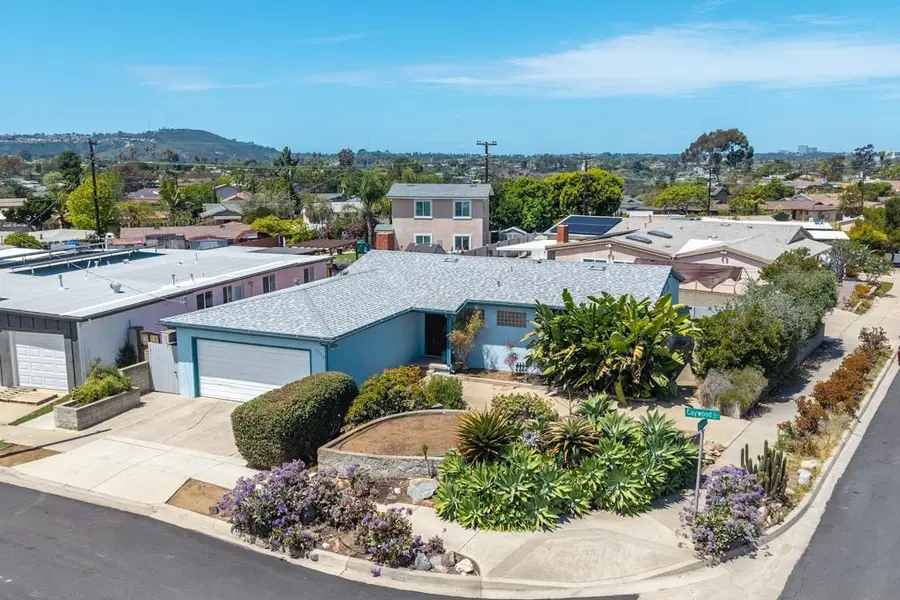 Address Withheld By Seller, San Diego, CA 92117 - #3