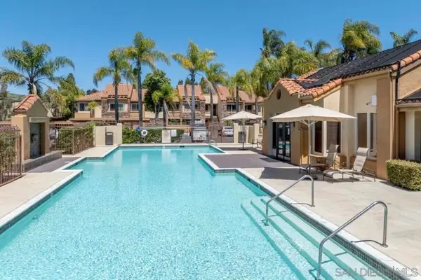 15383 Maturin Dr #221, San Diego, CA 92127