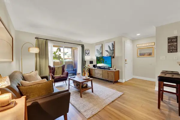 15347 Maturin #108, San Diego, CA 92127