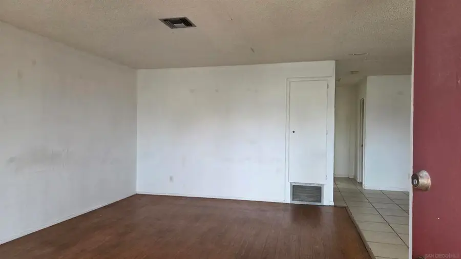 5020 Frink Avenue, San Diego, CA 92117 - #3