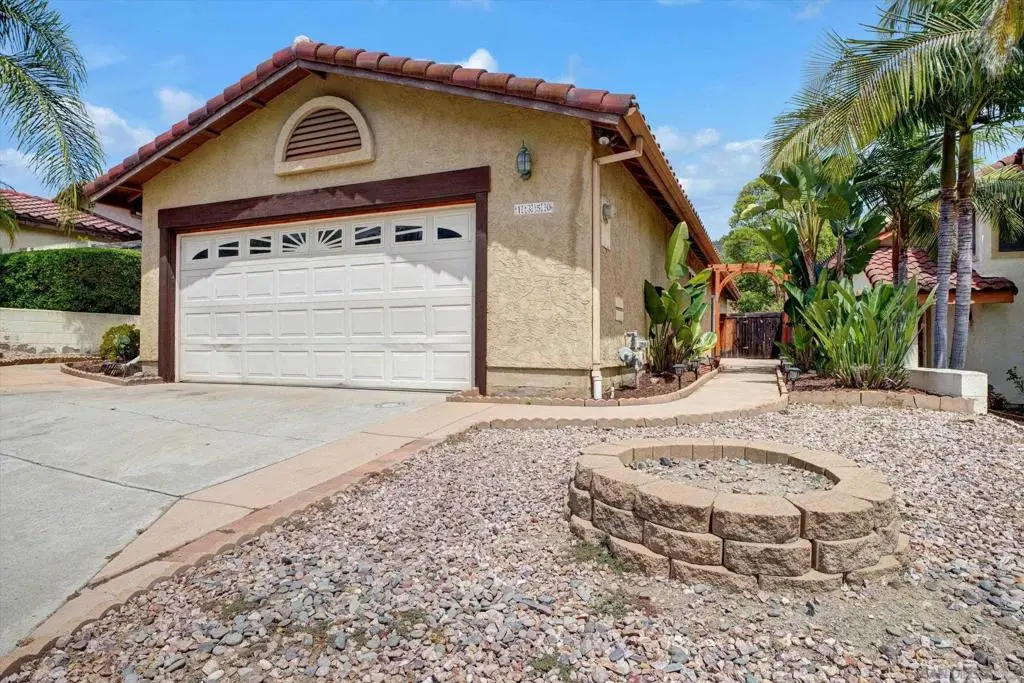 1350 Dos Hermanos Gln, Escondido, CA 92027 - #1