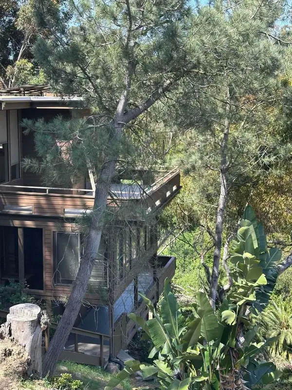 Address Withheld By Seller, San Diego, CA 92103