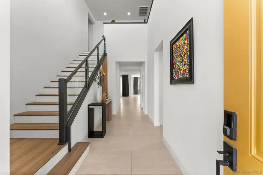 1586 Calle Mayfair, Chula Vista, CA 91913 - #2