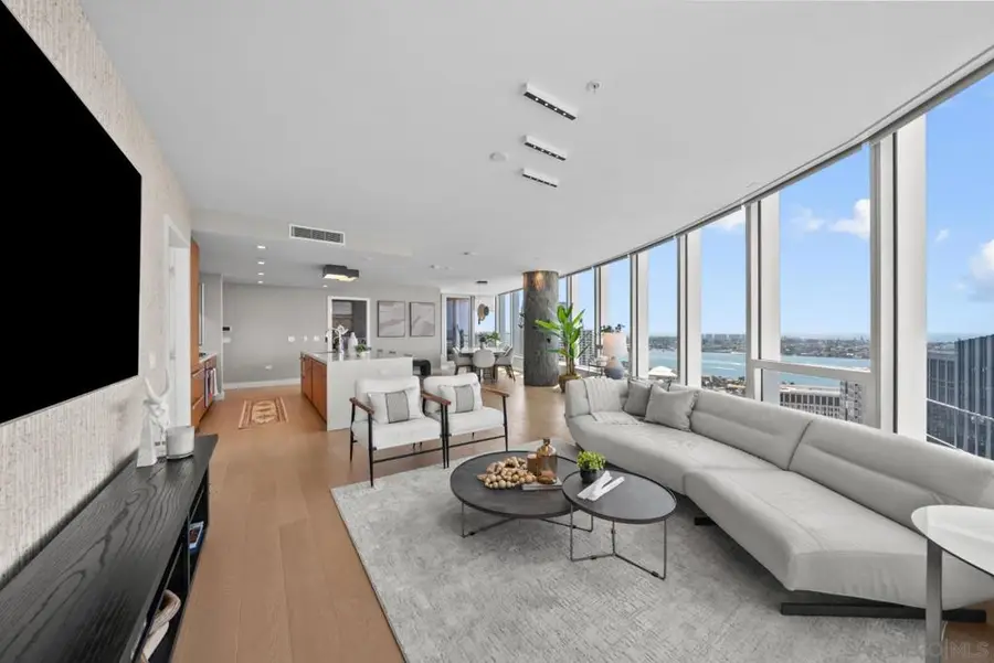 888 W E #3002, San Diego, CA 92101 - #2