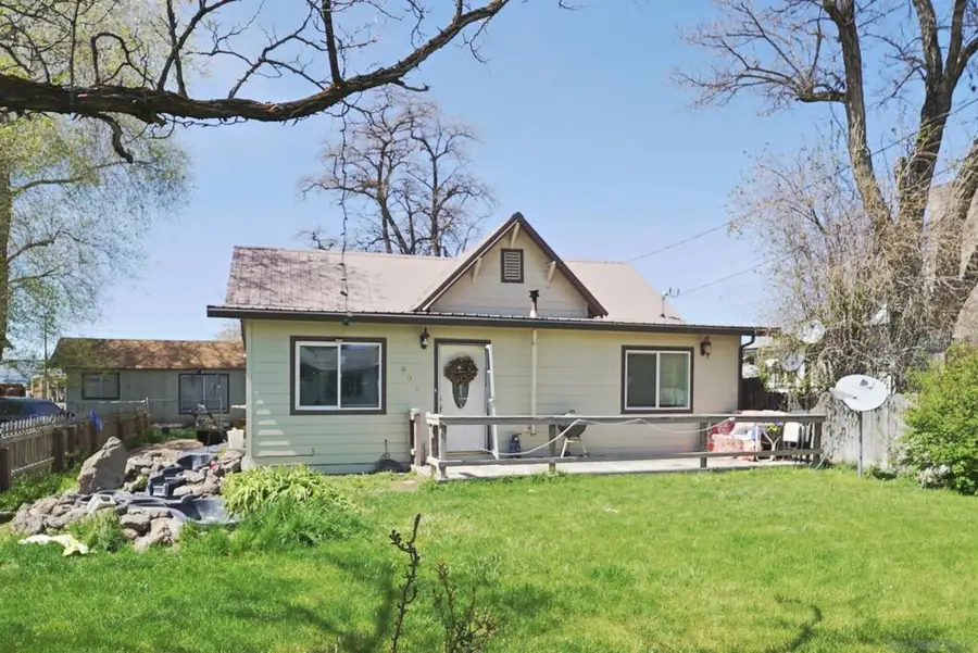501 N East, Alturas, CA 96101 - #3