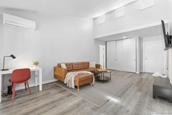 1775 Diamond #303, San Diego, CA 92109