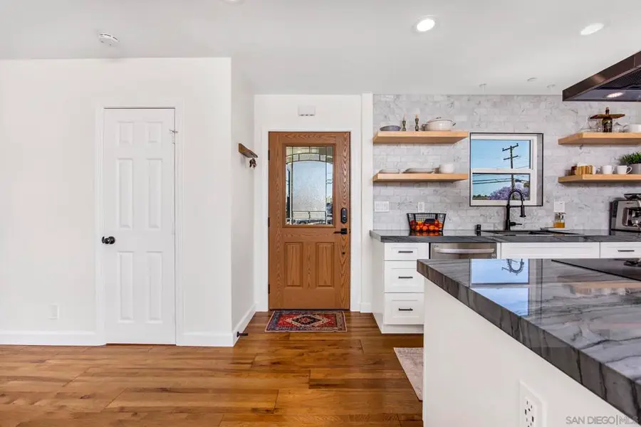 6875 Estrella Ave, San Diego, CA 92120 - #3