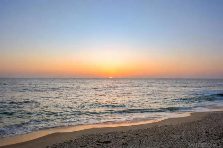 100 S Coast Blvd #104, La Jolla, CA 92037 - #3