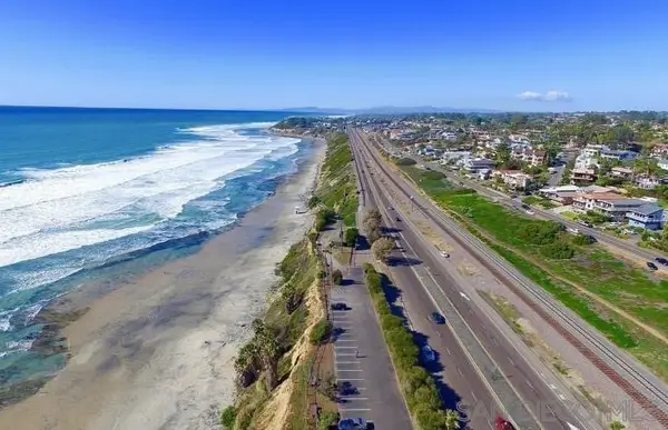 948 Emma, Cardiff By The Sea, CA 92007